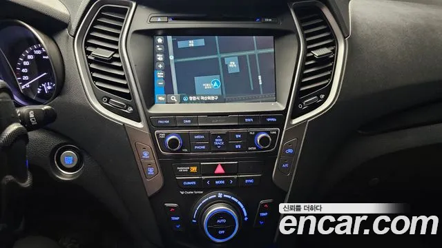 Hyundai Santafe 2016 thumb 4