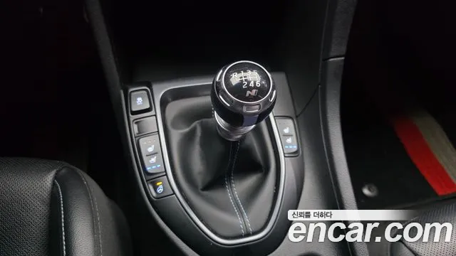 Hyundai Veloster 2021 thumb 3
