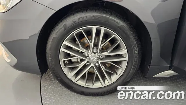 Hyundai Grandeur 2017 thumb 5