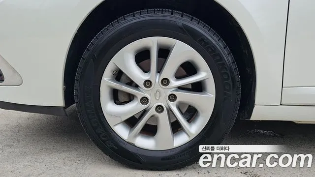 Renault SM3 2014 thumb 4