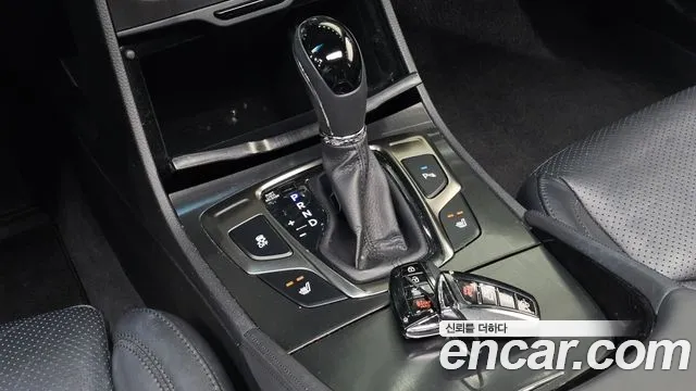 Hyundai Grandeur 2014 thumb 3