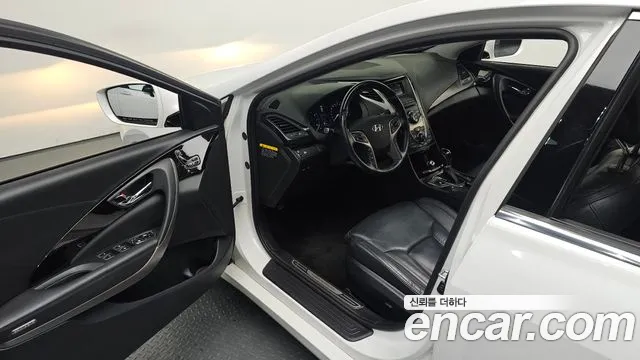 Hyundai Grandeur 2014 thumb 8