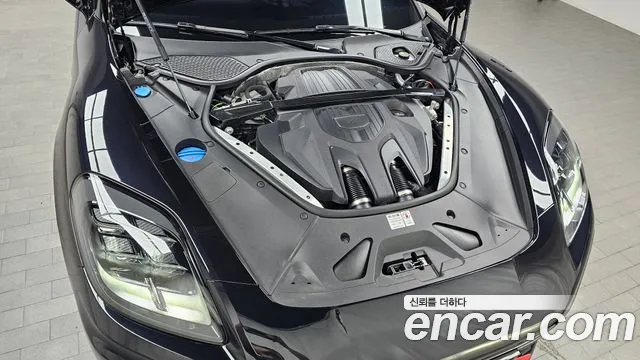 Porsche Panamera 2024 thumb 7