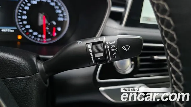 Genesis G70 2017 thumb 3
