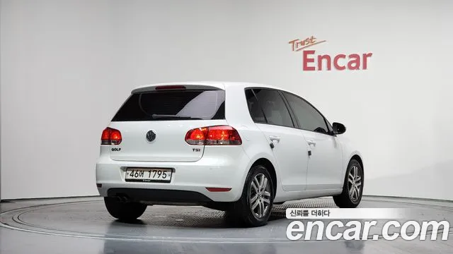Volkswagen Golf Sportsvan 2011 thumb 7