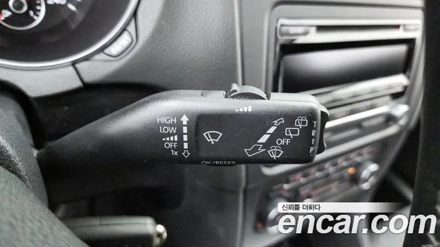 Volkswagen Golf Sportsvan 2011 thumb 8