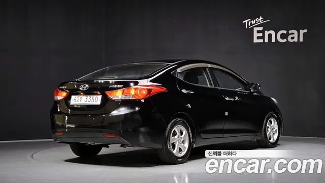 Hyundai Avante 2010 thumb 9