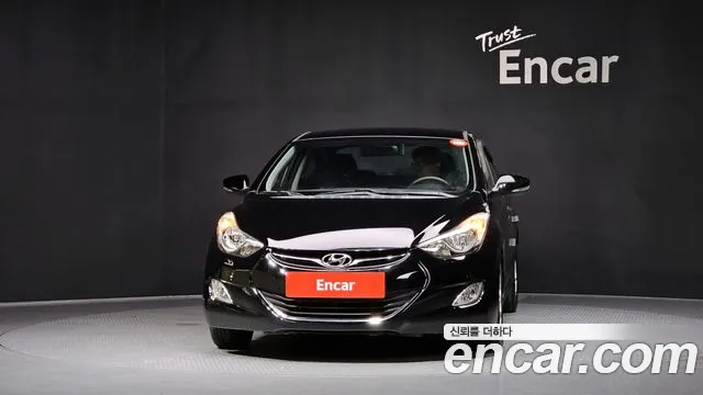 Hyundai Avante 2010 thumb 3