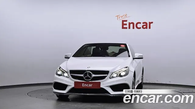 Mercedes-Benz E-Class 2014 thumb 12
