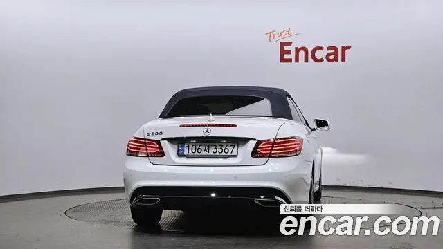 Mercedes-Benz E-Class 2014 thumb 7