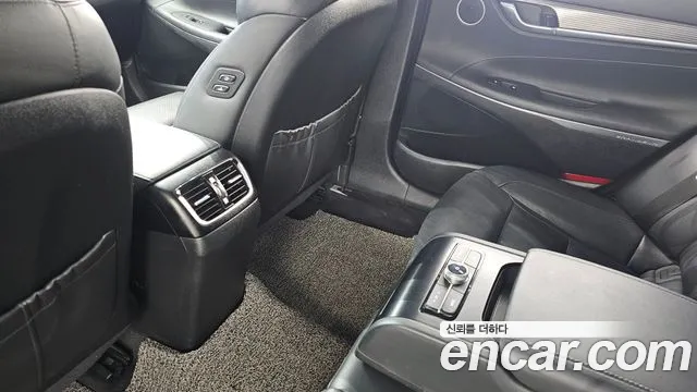 Hyundai Grandeur 2017 thumb 5