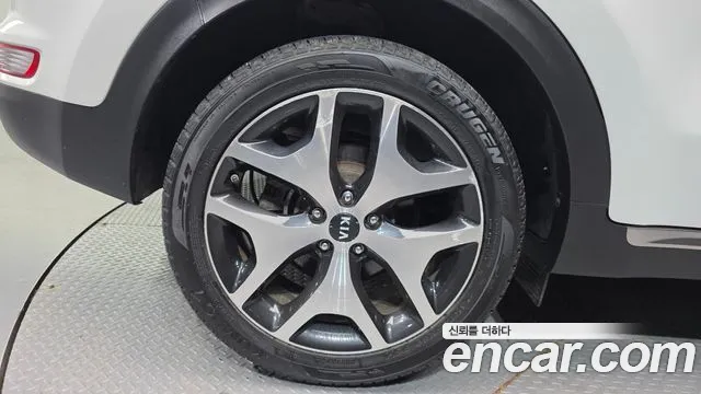 Kia Sportage 2017 thumb 6