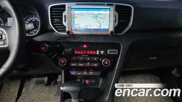 Kia Sportage 2017 thumb 11