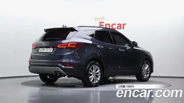 Hyundai Santafe 2018 thumb 2