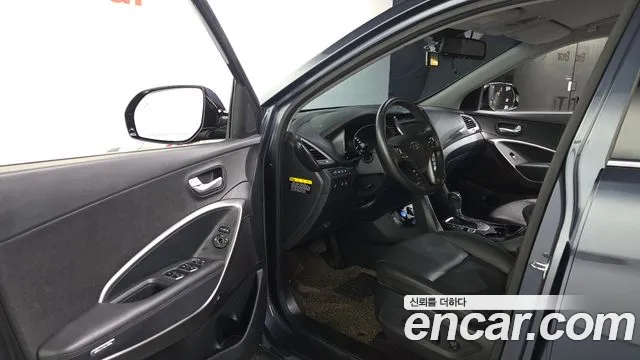 Hyundai Santafe 2018 thumb 5