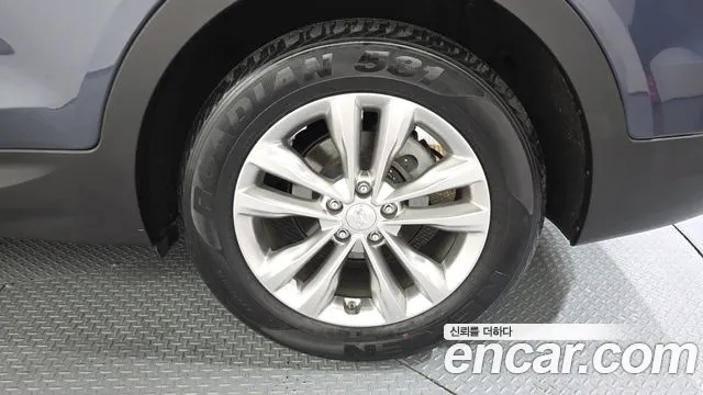 Hyundai Santafe 2018 thumb 10