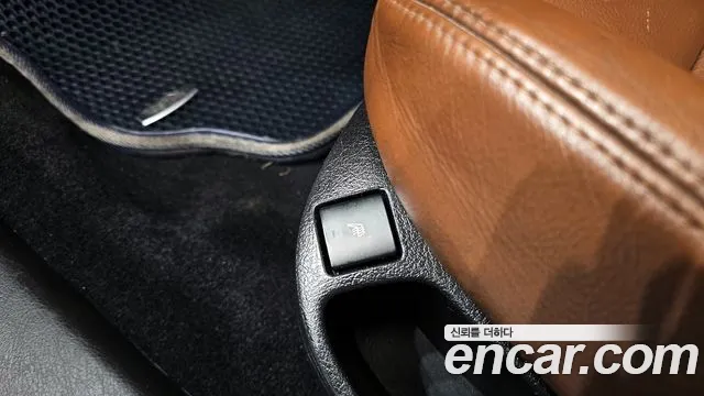 Peugeot 307 2008 thumb 4