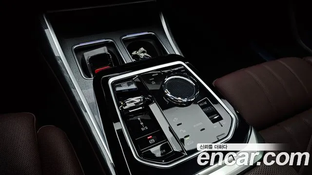 BMW 7 серии 2023 thumb 6