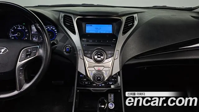 Hyundai Grandeur 2011 thumb 12