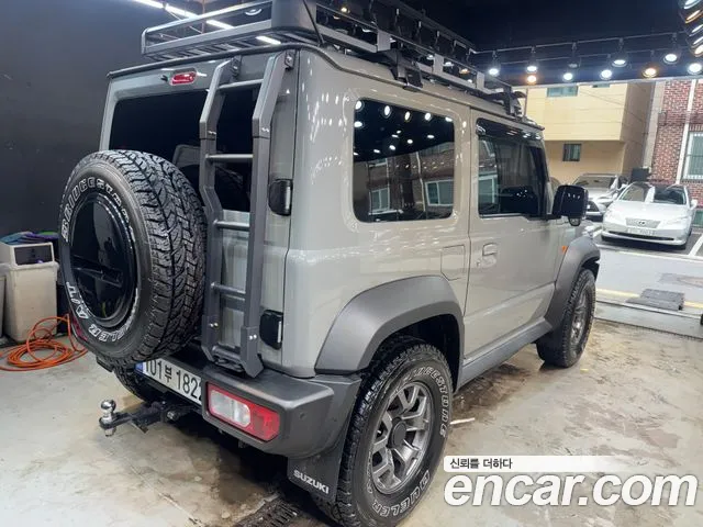 Suzuki Jimny 2022 thumb 2