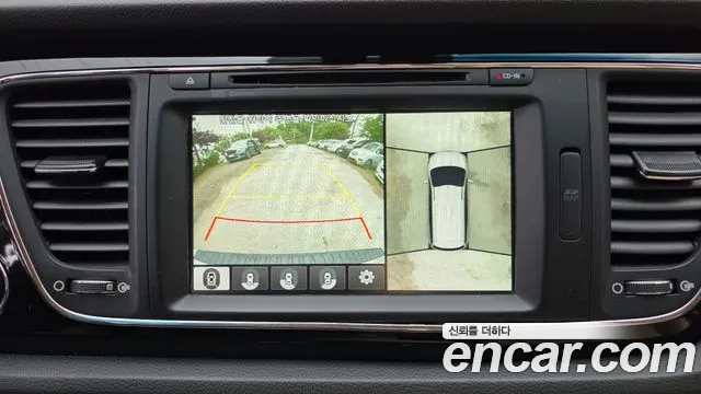 Kia Carnival 2017 thumb 12