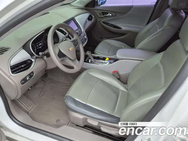 Chevrolet Malibu 2017 thumb 9