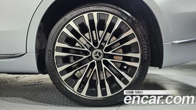 Mercedes-Benz S-Class 2021 thumb 11