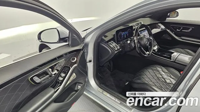Mercedes-Benz S-Class 2021 thumb 3
