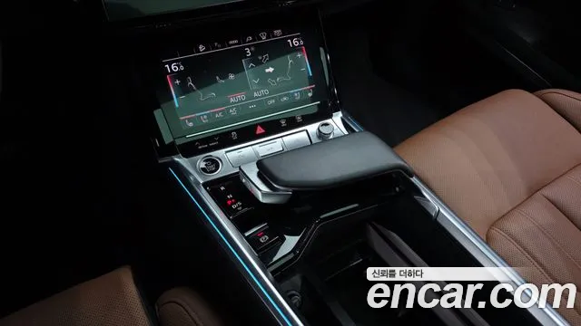 Audi e-tron 2023 thumb 4