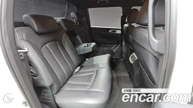 KGM Rexton 2019 thumb 9