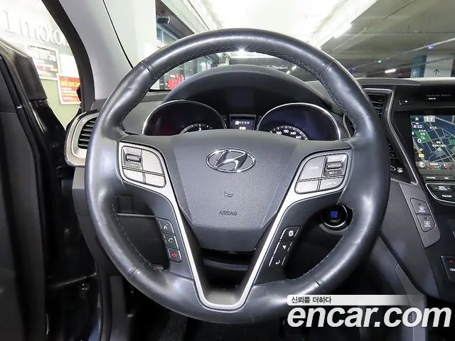 Hyundai Санта Фе 2014 thumb 10