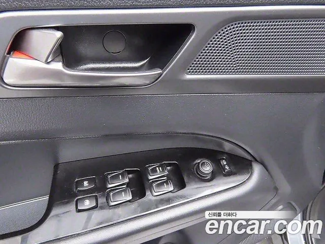 KGM Rexton Sports 2024 thumb 2