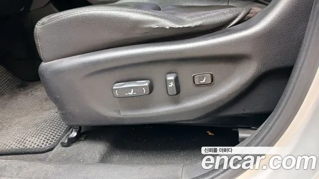 Kia Sorento 2012 thumb 12