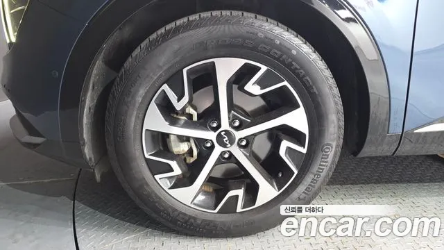 Kia Hybrid 2023 thumb 2