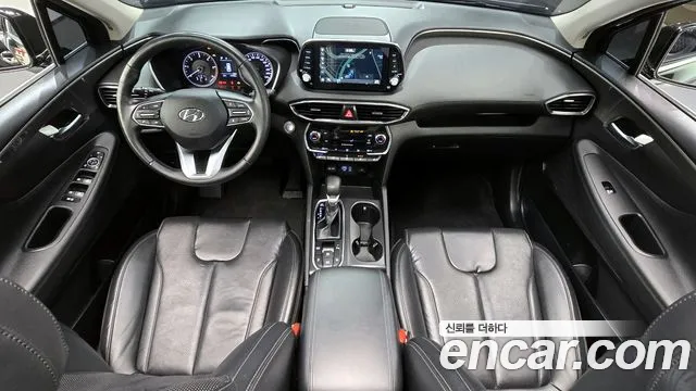 Hyundai Santa Fe 2018 thumb 9