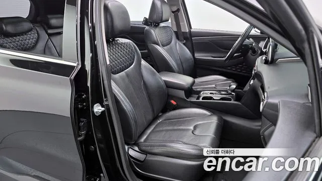 Hyundai Santa Fe 2018 thumb 6