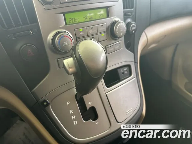 Hyundai Staria 2009 thumb 5