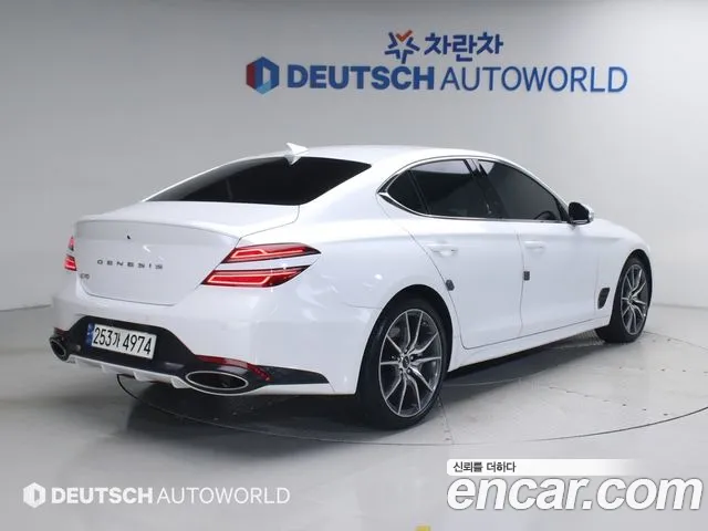 Genesis G70 2023 thumb 3
