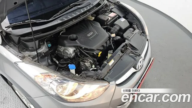 Hyundai Avante 2011 thumb 10