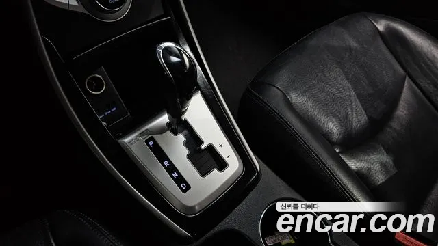 Hyundai Avante 2011 thumb 7