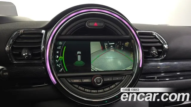 Mini Cooper Clubman 2017 thumb 6