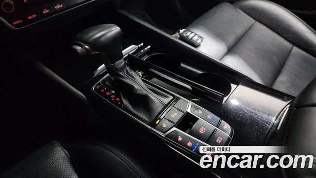 Kia K7 2017 thumb 5