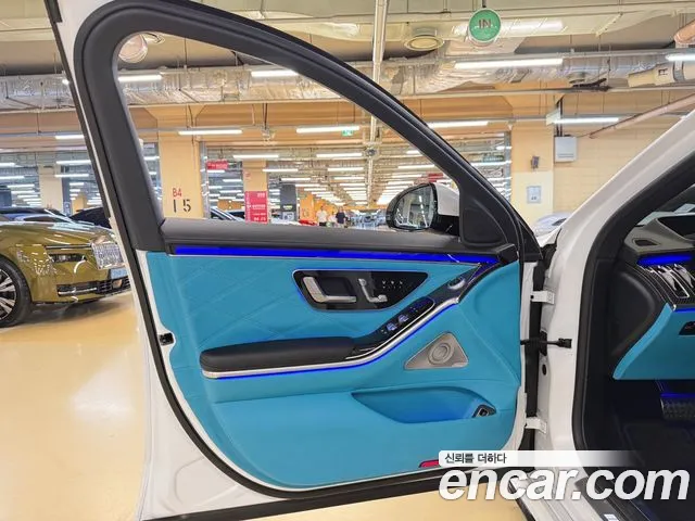 Mercedes-Benz S-Class 2024 thumb 11