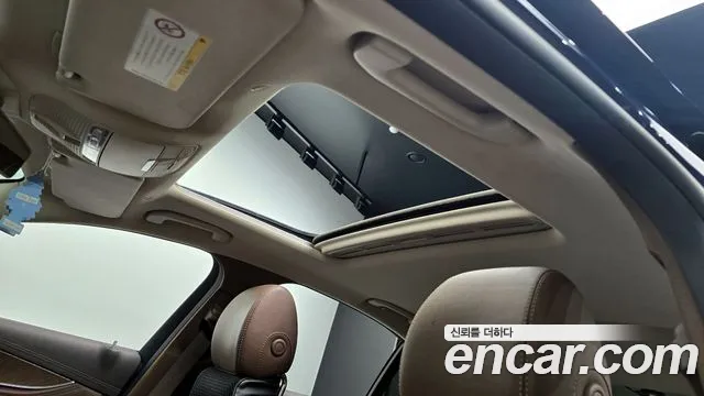 Mercedes-Benz E-Class 2019 thumb 3