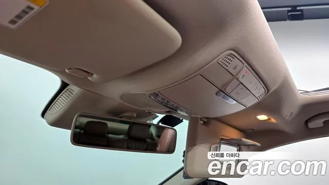 Mercedes-Benz E-Class 2019 thumb 5