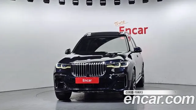 BMW X7 2021 thumb 11