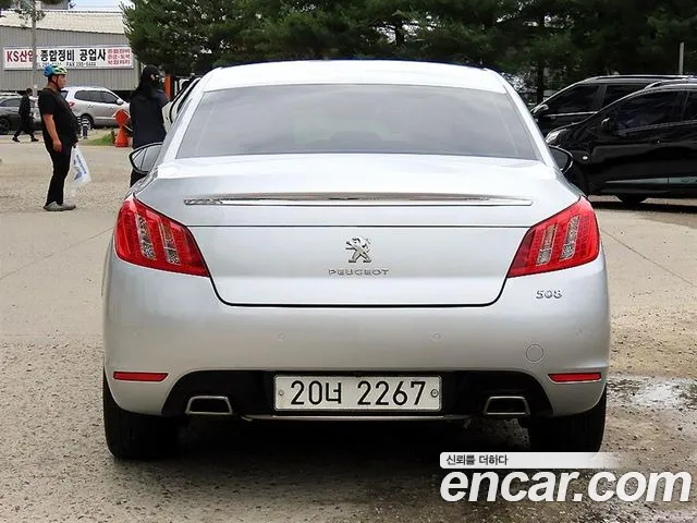 Peugeot 508 2013 thumb 3