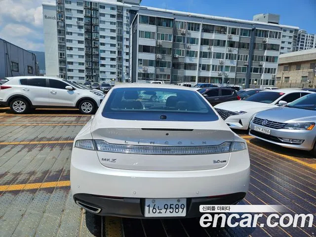 Lincoln MKZ 2013 thumb 5