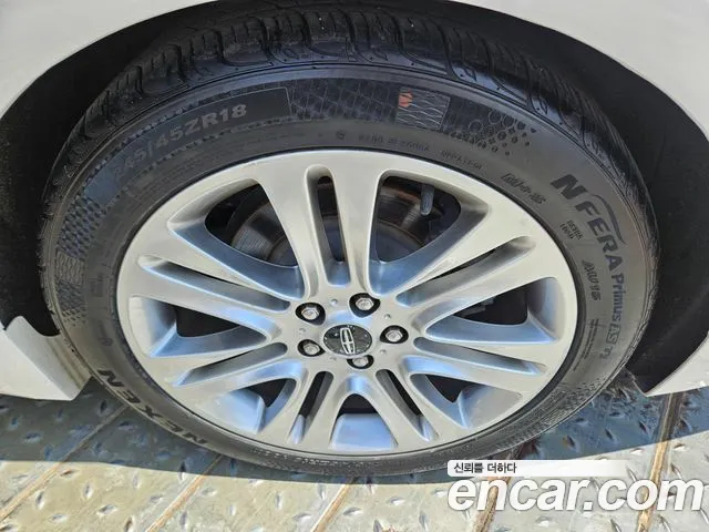 Lincoln MKZ 2013 thumb 3