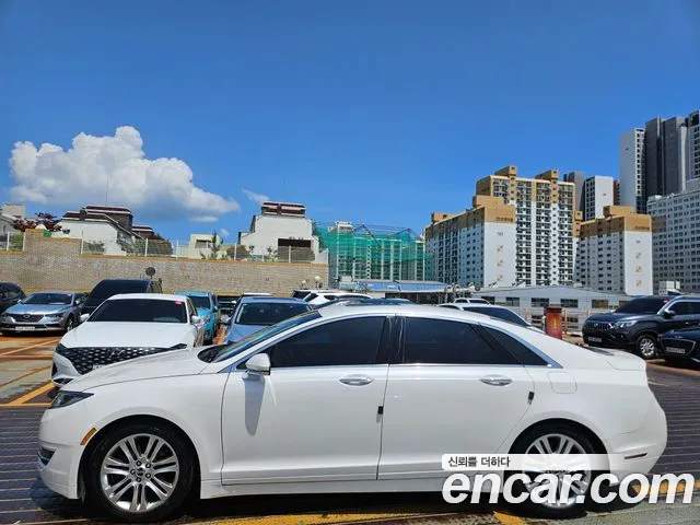 Lincoln MKZ 2013 thumb 12
